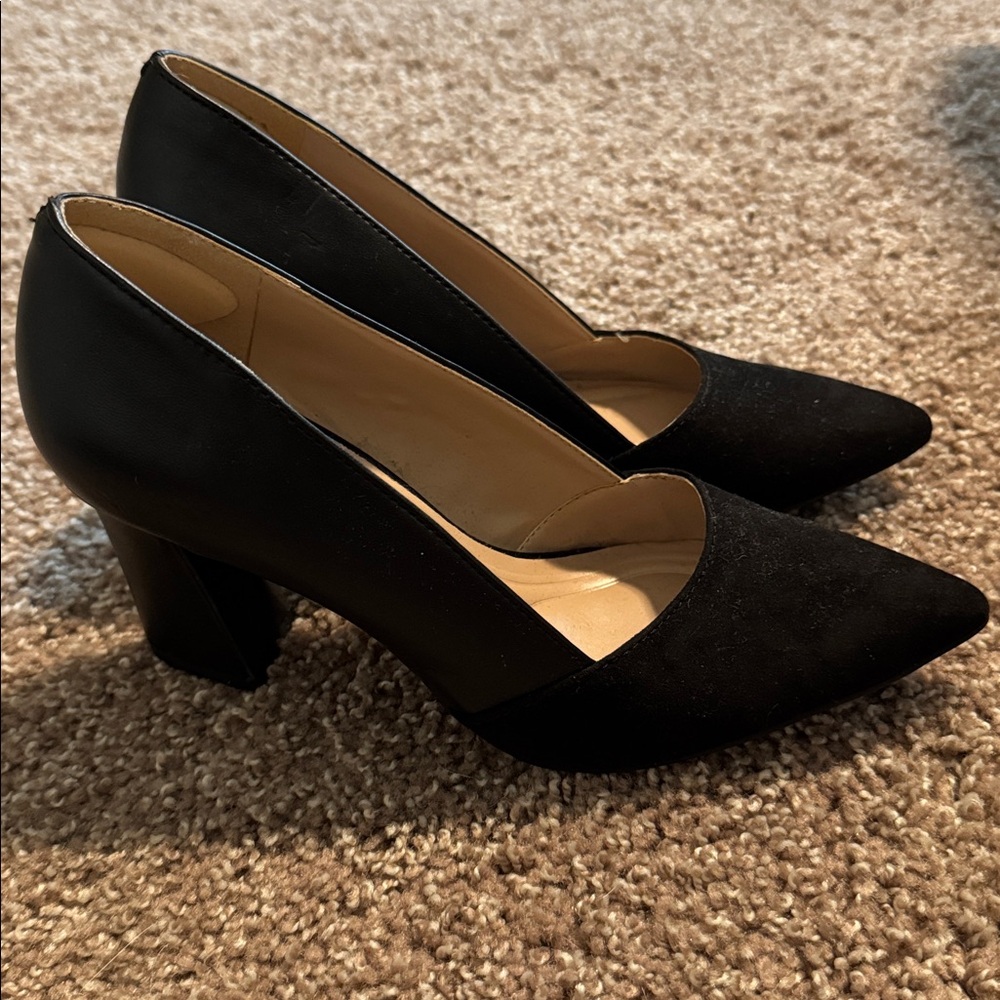 Kelly & Katie Black Pointed Toe Heels